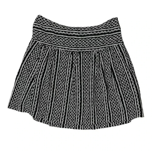 Madewell Skirt Womens 6 Black White Skyline Tidal Wave 100% Silk Flowy Lined - Picture 1 of 6